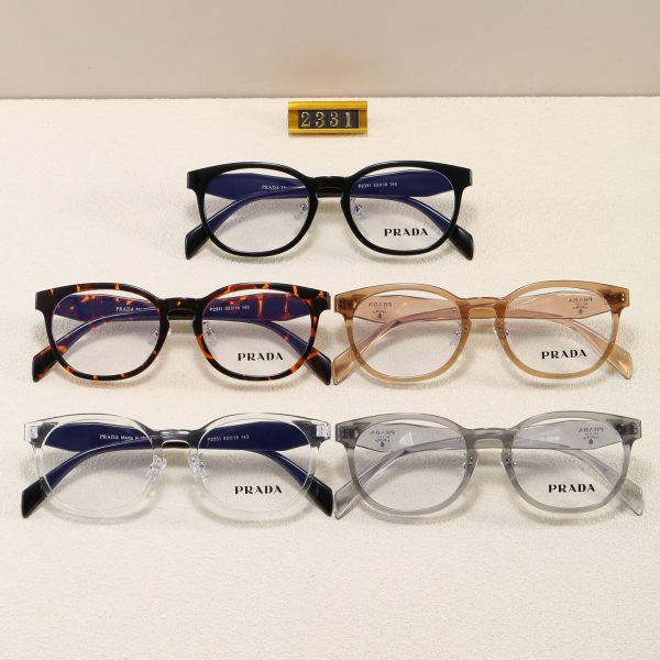 Prada Fashionable Sunglasses