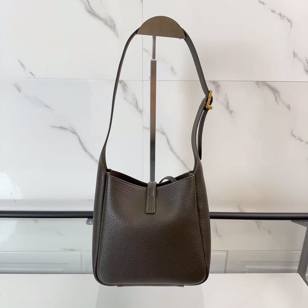 YSL Le 5 à 7 Leather Shoulder Bag - Image 4