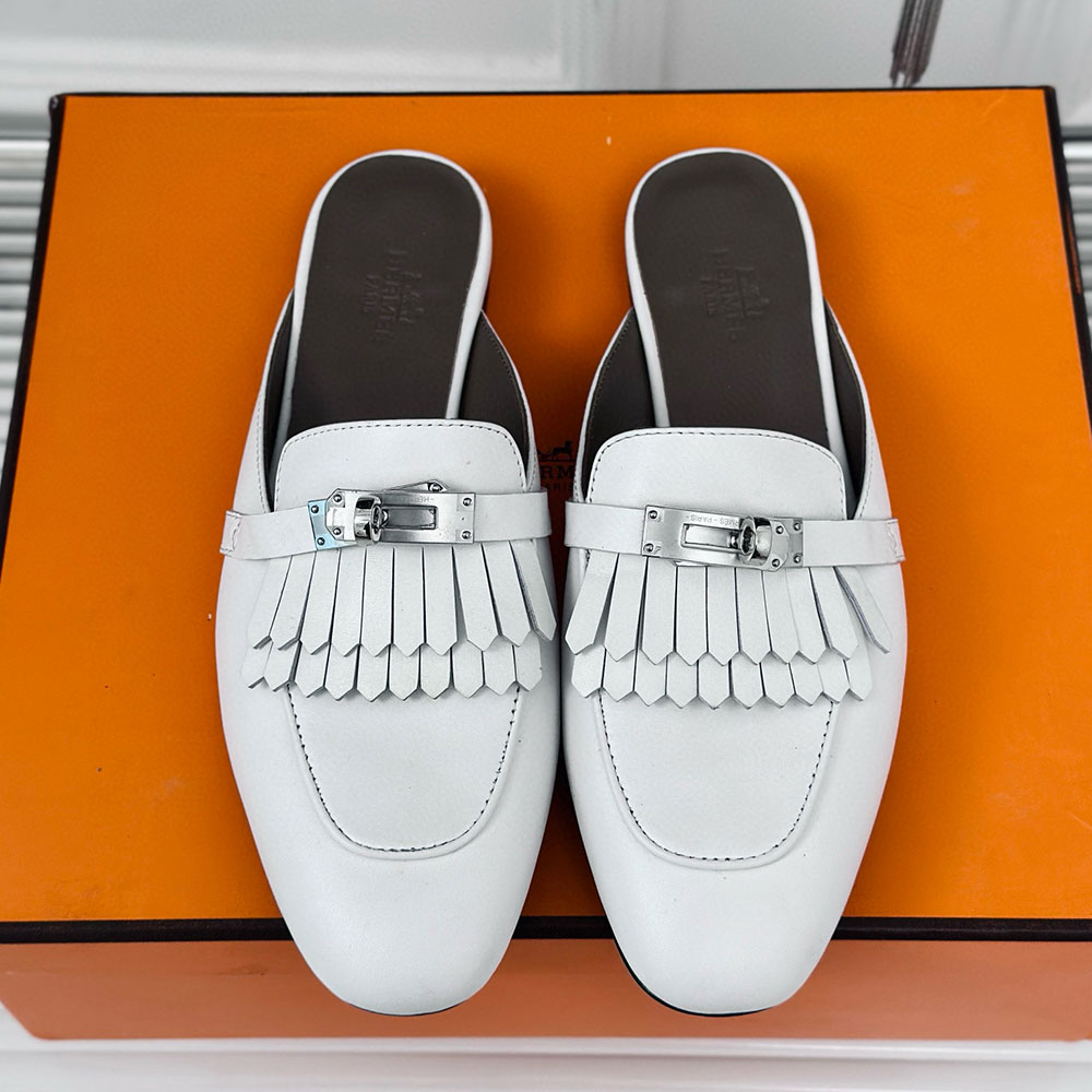 Hermes Oz  Leather is Comfortable Sandals Slide - Image 4