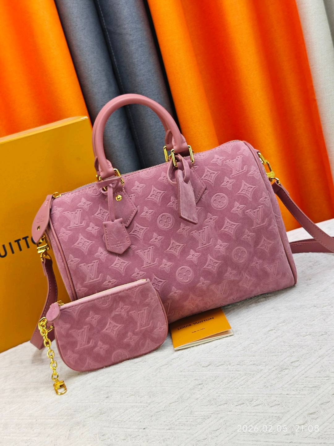 LV Speedy Bandoulière 30 Monogram Bag - Image 1