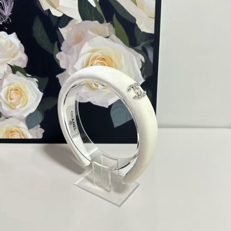 Chanel New Velvet Headband - Image 2
