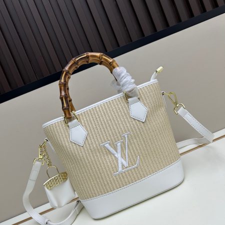 LV handbag - Image 6