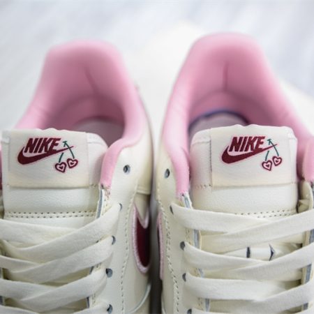 Nike Air Force 1 Low Valentine's Day (2023) FD4616-161 - Image 9