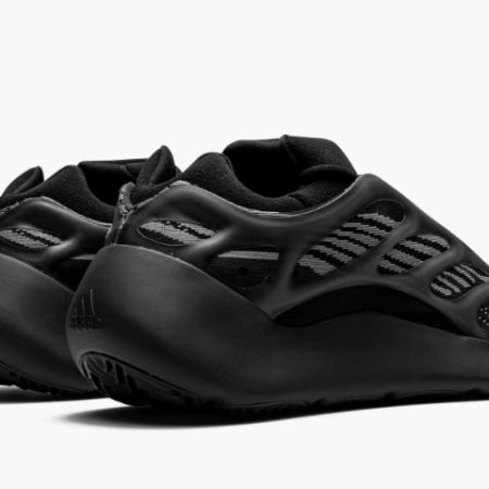 Yeezys 700 V3 “ Alvah" - Image 3