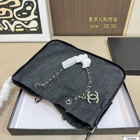 Chanel Denim Tote Bag - Image 6