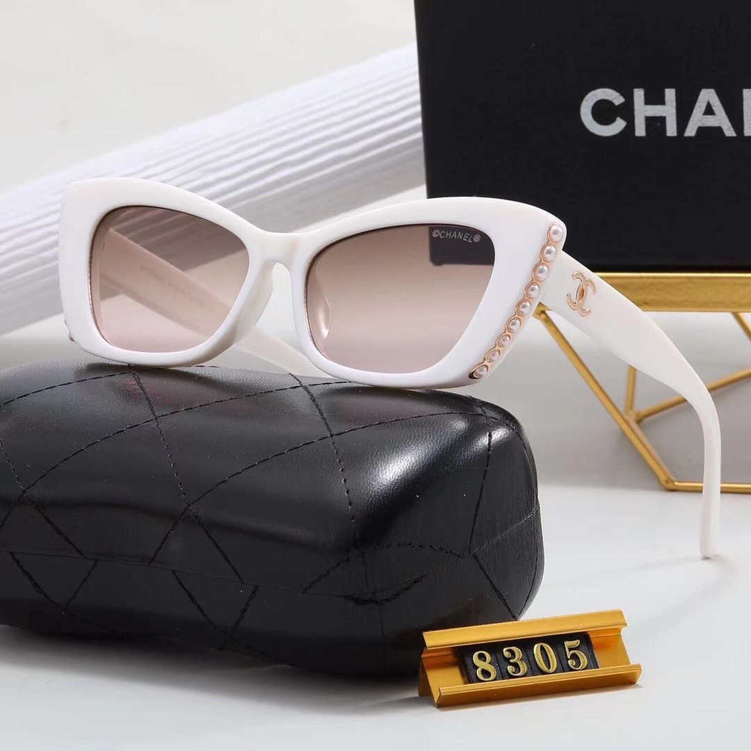 Chanel Fashionable Sunglasses - Image 5