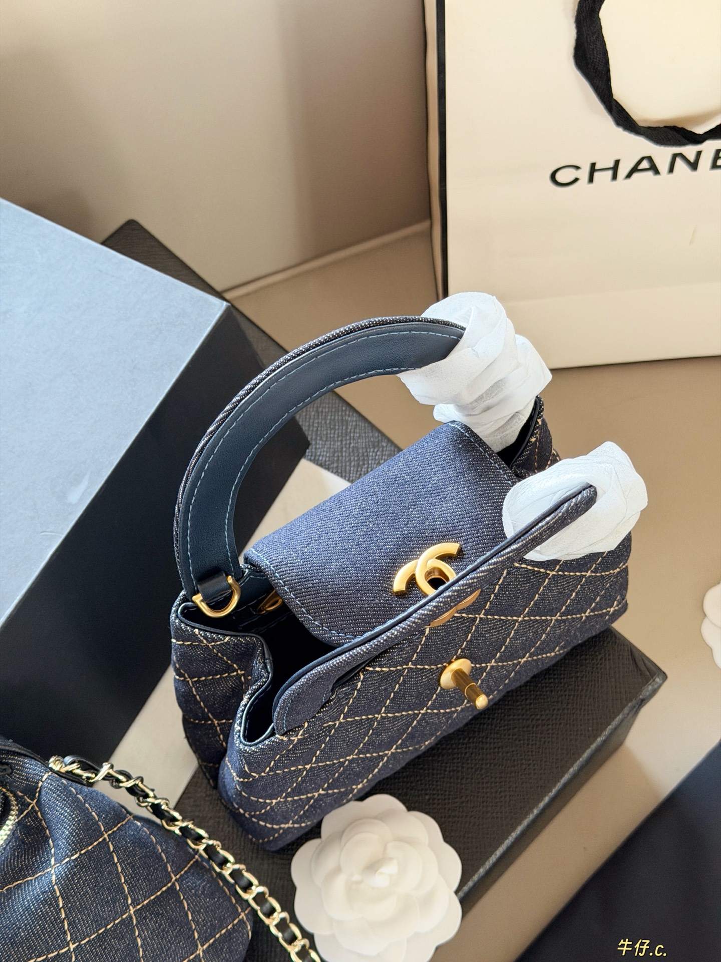 Chanel Kelly Shopper Denim Bag - Image 6