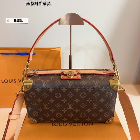 LV box bag - Image 1