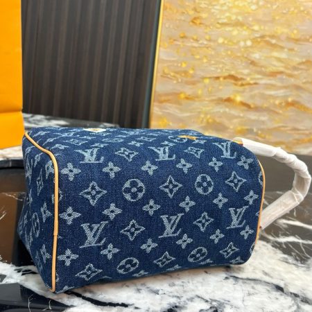 LV Cosmetic Bag - Image 6