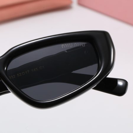 Miu Miu Fashionable Sunglasses - Image 9