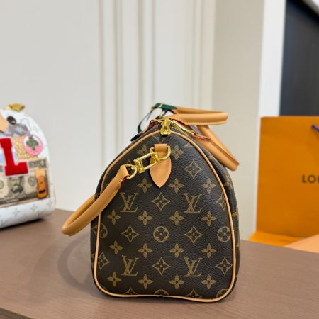 LV Speedy Soft 30 Pillow Case - Image 4