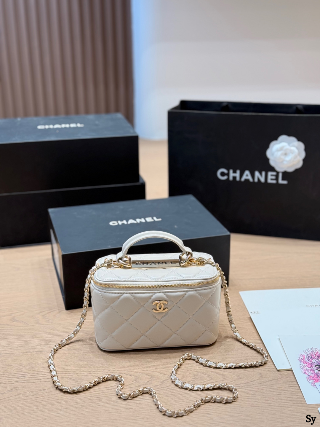Chanel Long Vanity With Chain Bag - Image 3