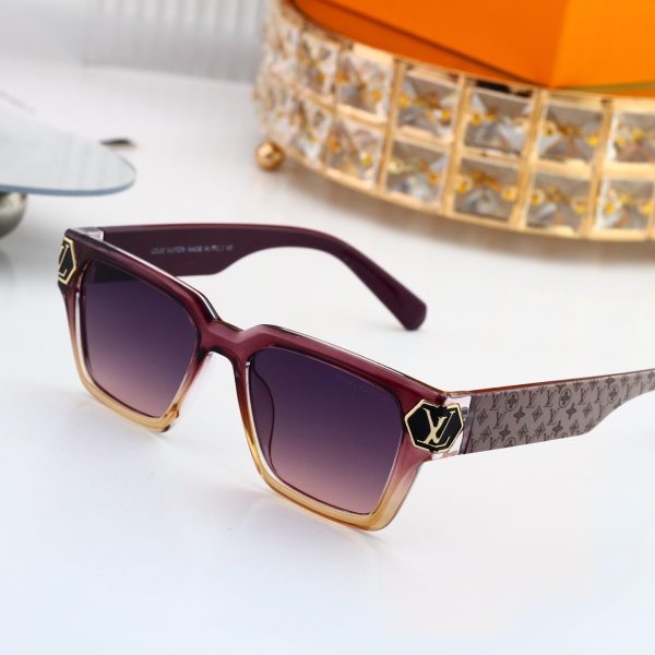 LV Fashionable Sunglasses