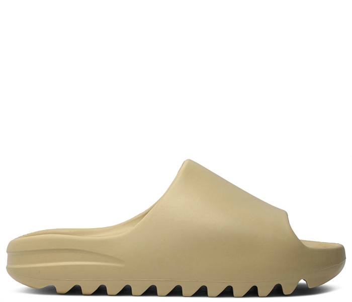 Yeezy Slides Desert Sand FW6344 - Image 2