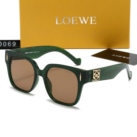 LOEWE Fashionable Sunglasses - Image 8