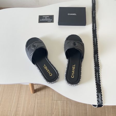 Chanel 26P Double C Two-Tone Kitten Heel Slippers - Image 11