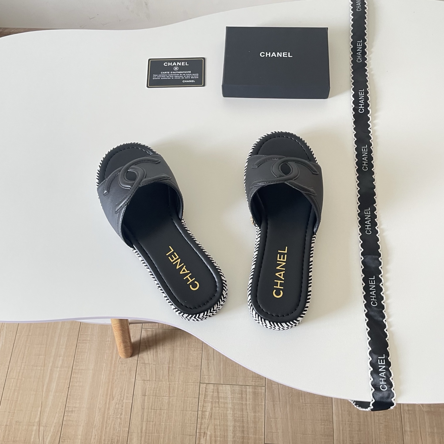 Chanel 26P Double C Two-Tone Kitten Heel Slippers - Image 11