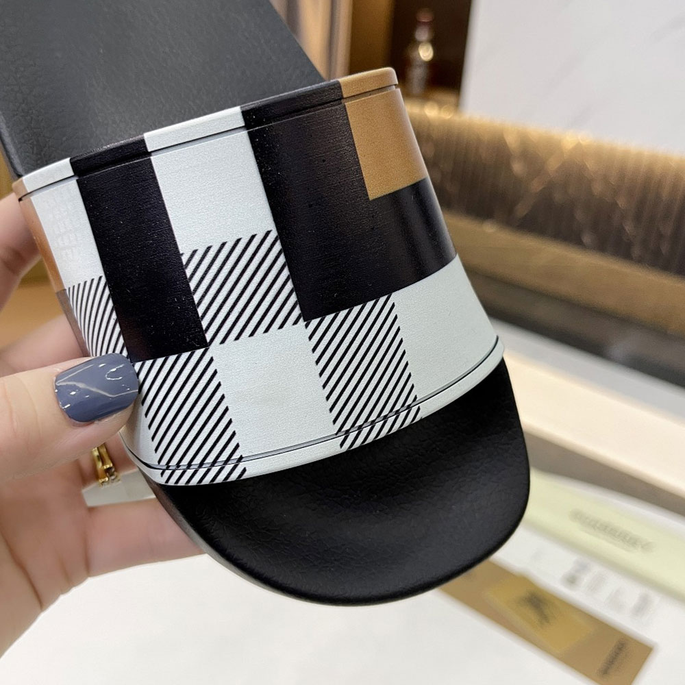 Burberry Check Printing Leisure And Comfort Shoes Sandal - Image 4