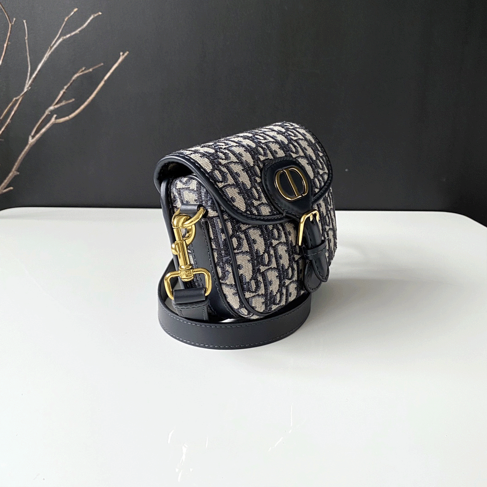 Dior Bobby Bag - Image 3
