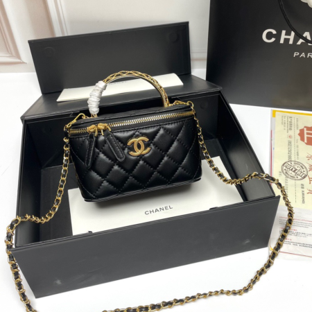 Chanel Relief Handle Makeup Box - Image 3