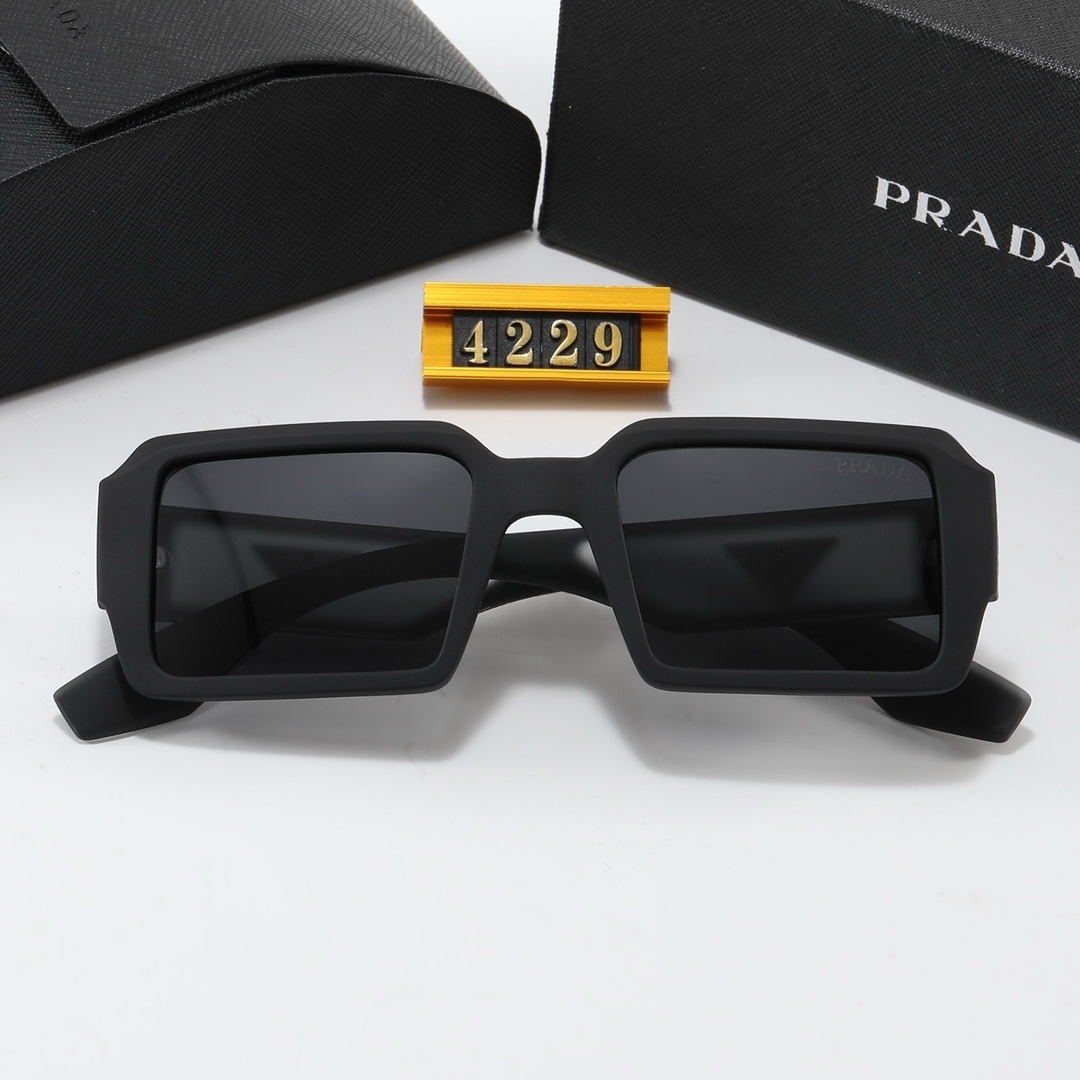 Prada Fashionable Sunglasses - Image 6
