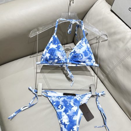 LV Two-Piece Swimsuit Swimwear - Image 5