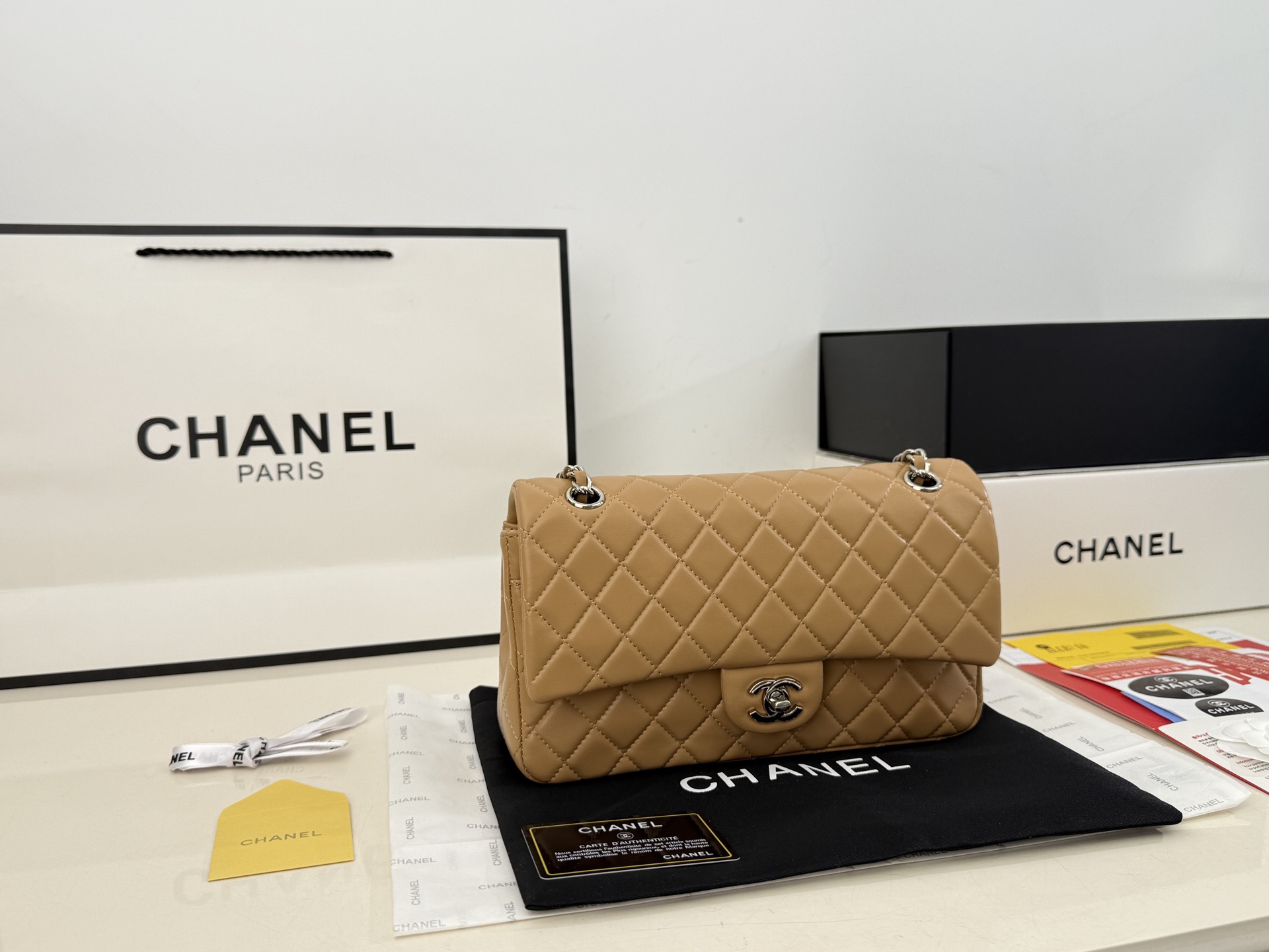 Chanel Classic Double Flap Bag - Image 8
