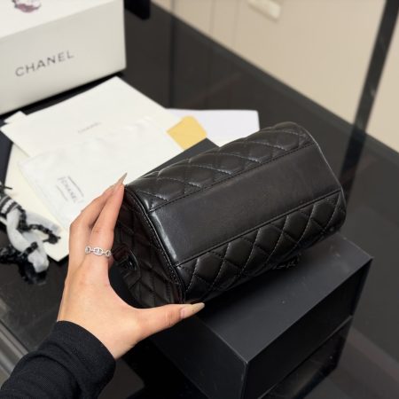 Chanel 25P Bowling Bag - Image 8