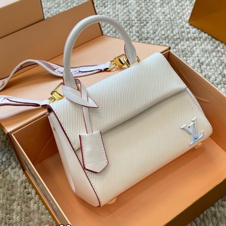 LV  Cluny Grained Leather Shoulder Handbag - Image 5