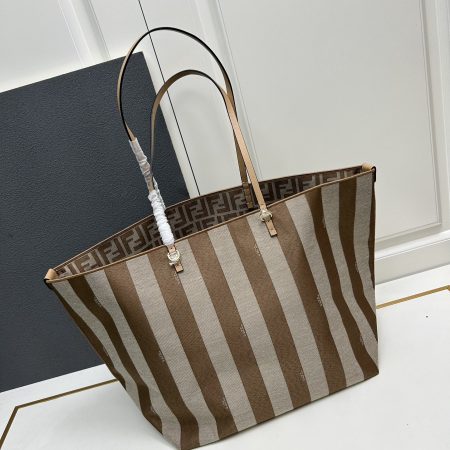 FendiReversible shopper in Pequin striped  Bag - Image 3