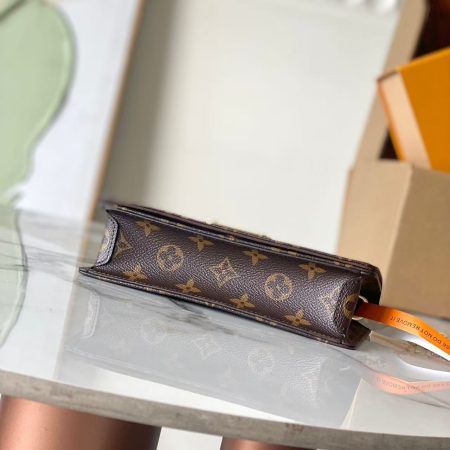 LV Wallet On Chain Lily - Image 4