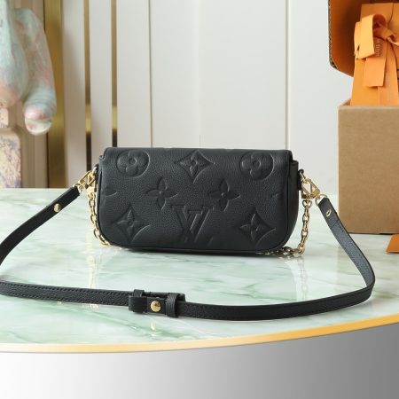 LV Wallet On Chain Ivy Bag - Image 3