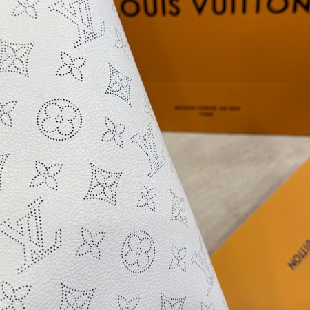 LV Blossom MM Tote Bag - Image 6