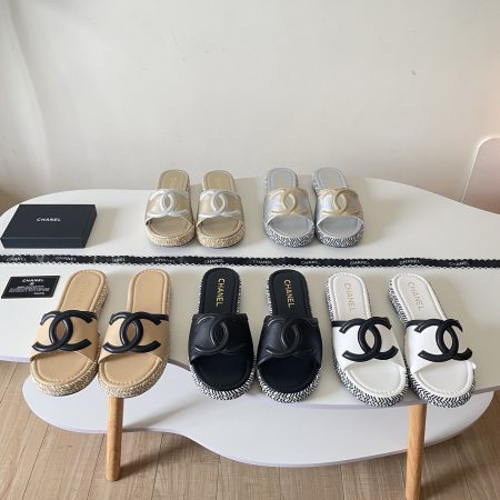 Chanel 26P Double C Two-Tone Kitten Heel Slippers
