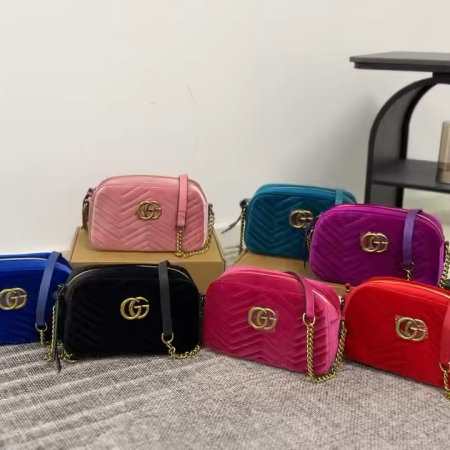 Gucci Velvet Camera Bag - Image 2