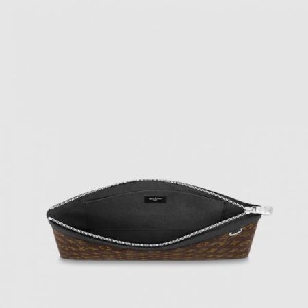 LV DISCOVERY POCHETTE GM M69411 - Image 4