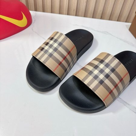 Burberry Summer Plaid Slippers - Image 4