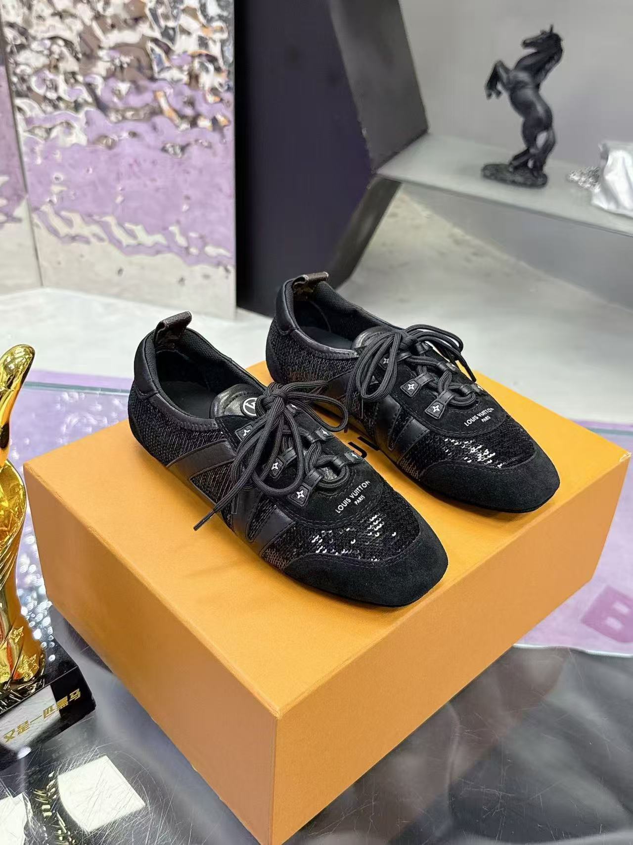 LV Sneakerina Casual Shoes - Image 1