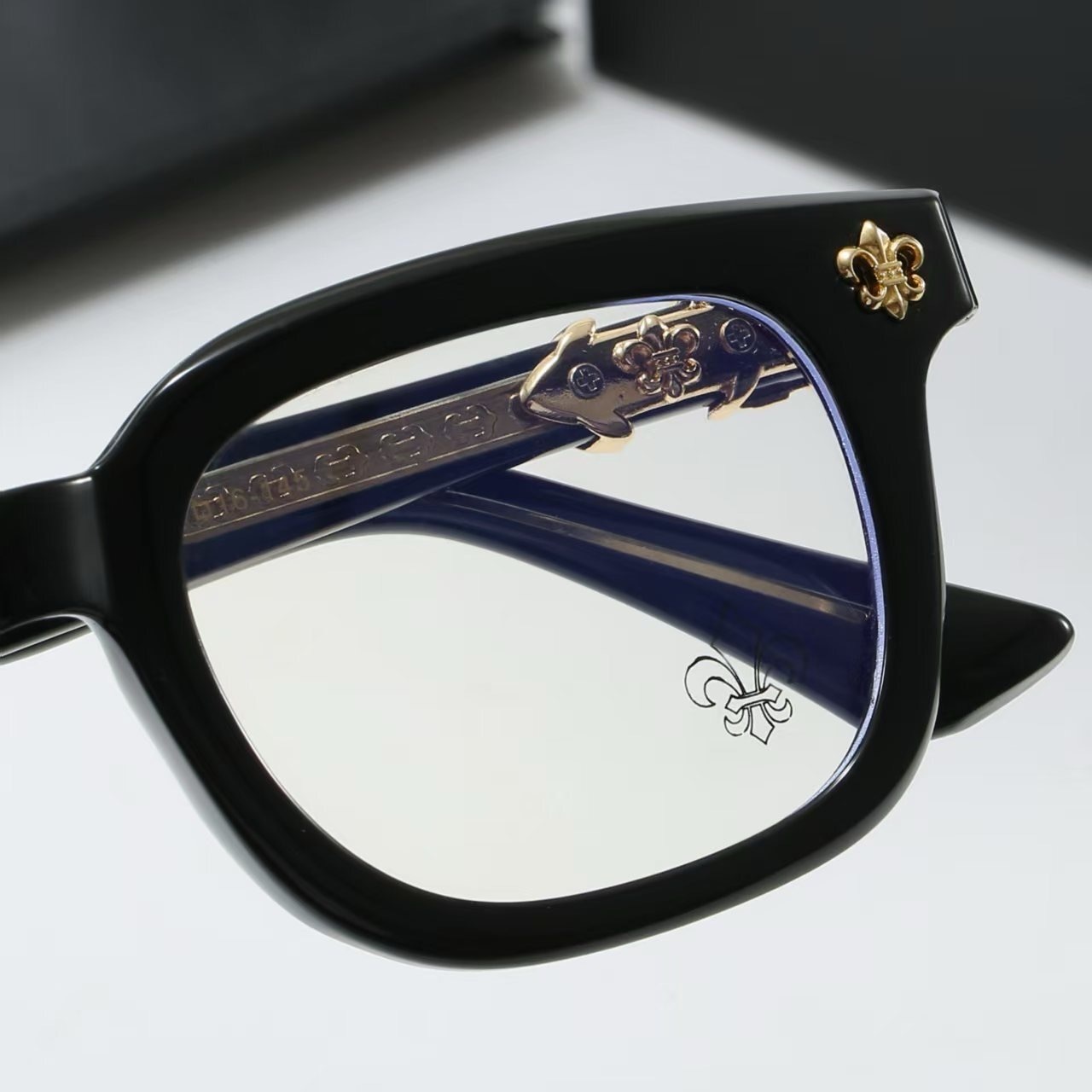 Chrome Hearts Fashionable Sunglasses - Image 10