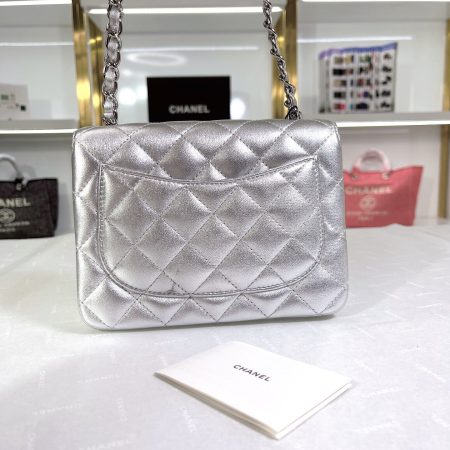 Chanel Quilted Silver Flap Bag - Image 3