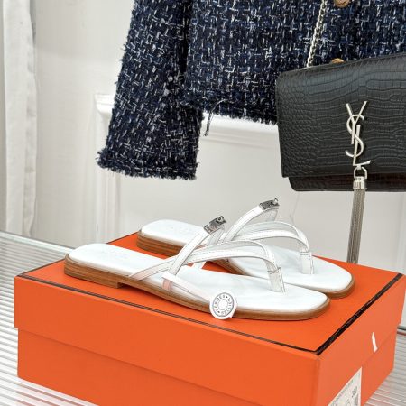 Hermès Kelly Buckle Flip-Flops - Image 2