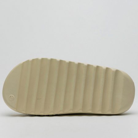 Yeezy Slides Desert Sand Logo FW6345-A - Image 5