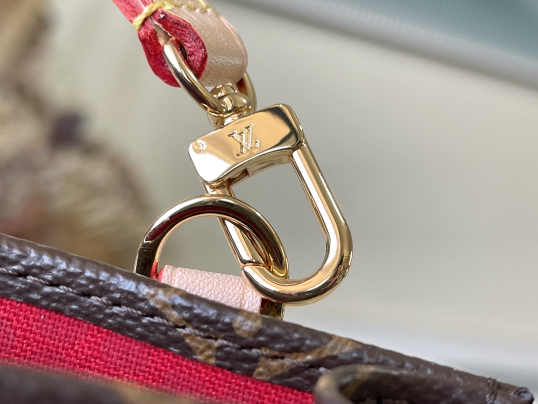 LV YK Petit Sac Plat Bag - Image 5