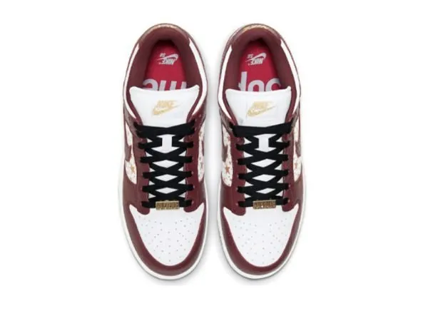 Supreme x Dunk SB Low “ Barkroot Brown"