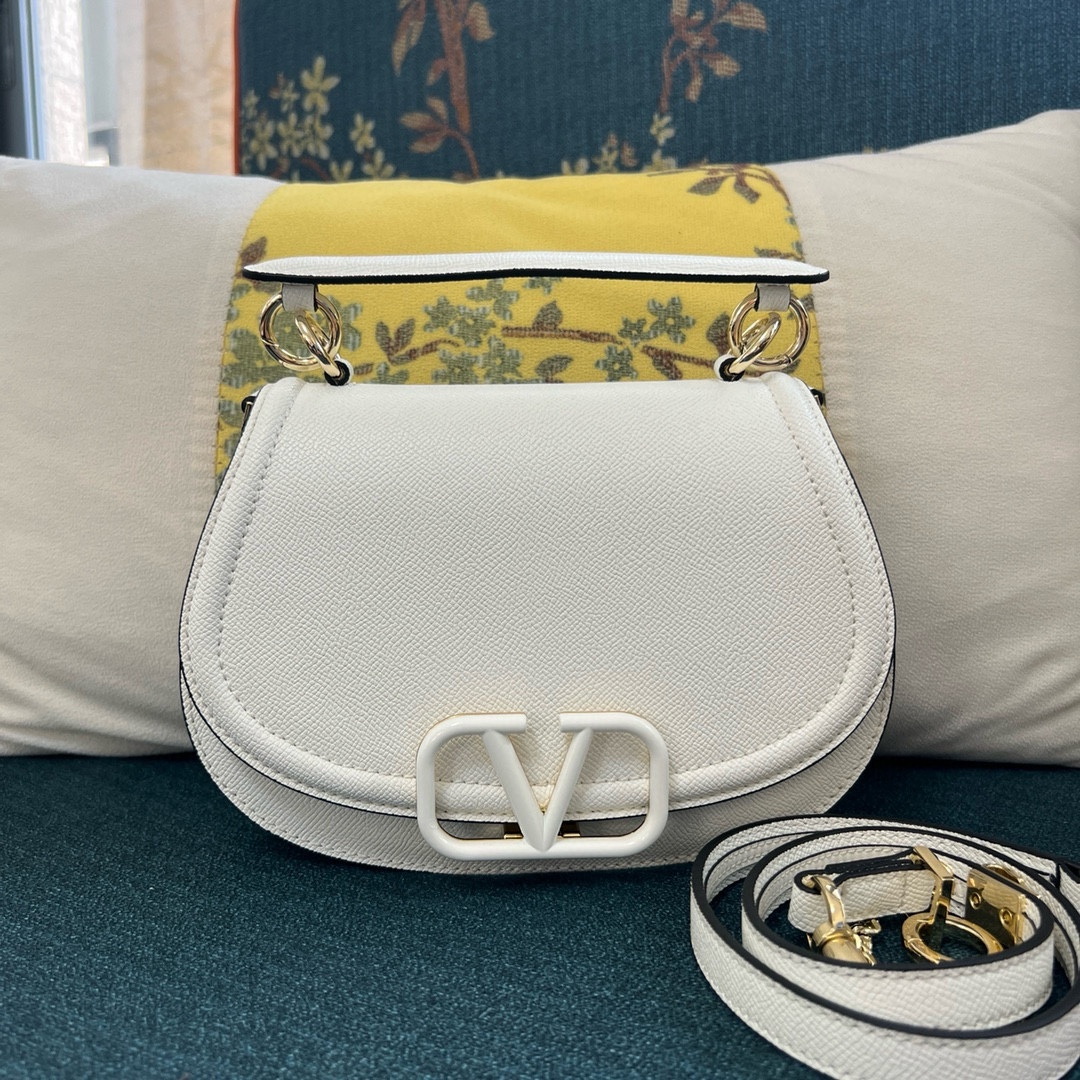 Valentino VLogo Grainy Flap Tote - Image 5