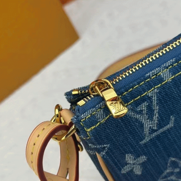 LV Pochettep Accessories Mila bags