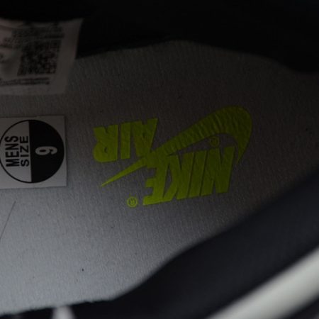 Air Jordan 1 High OG University Gold 555088-118 - Image 11