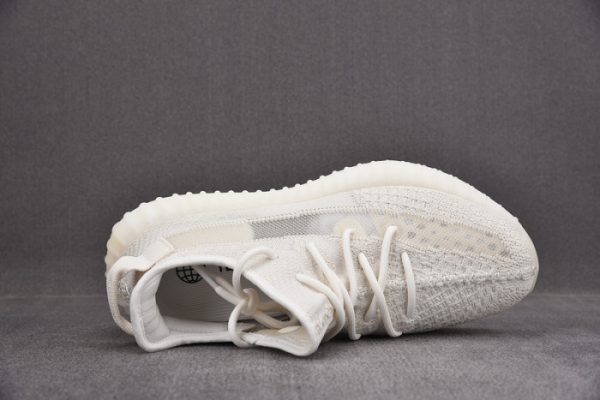 Yeezy Boost 350 V2 BONE HQ6316