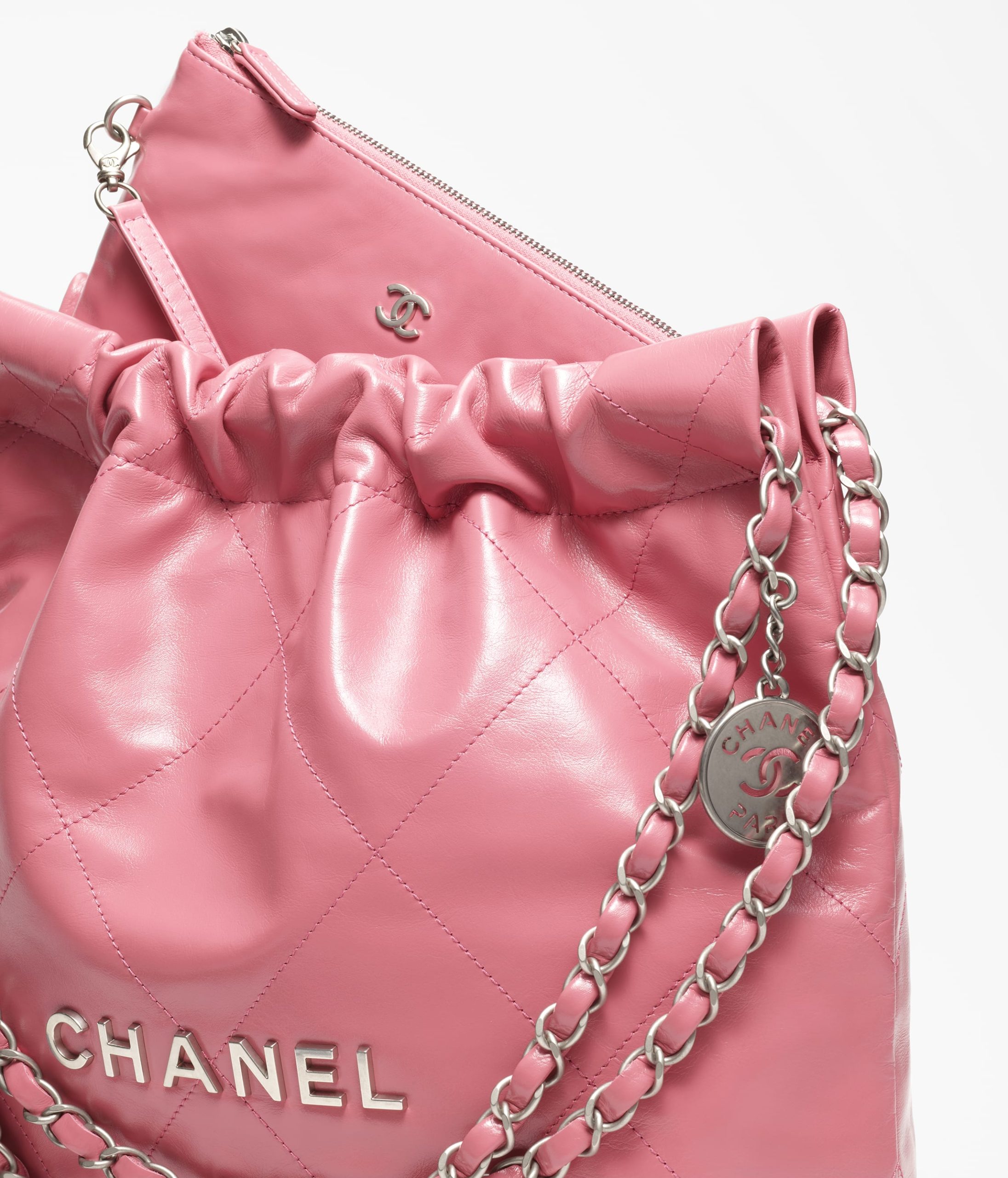 CHANEL 22 SMALL HANDBAG Calfskin & Silver Metal Pink - Image 3