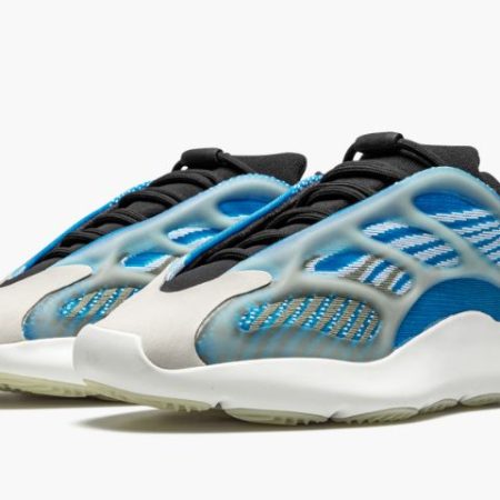 Yeezys 700 V3 “ Arzareth" - Image 2